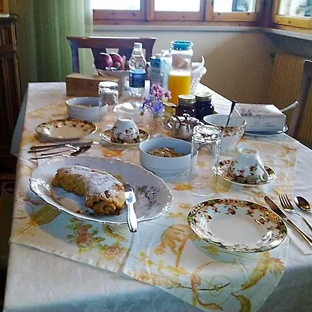 Frühstückspension Il Suono Del Bosco
